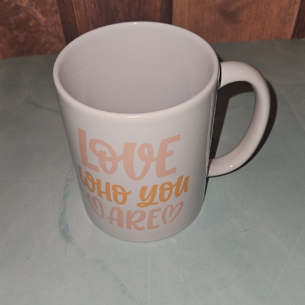 Love Who You Are NWOT Mug - Picture 4 of 5